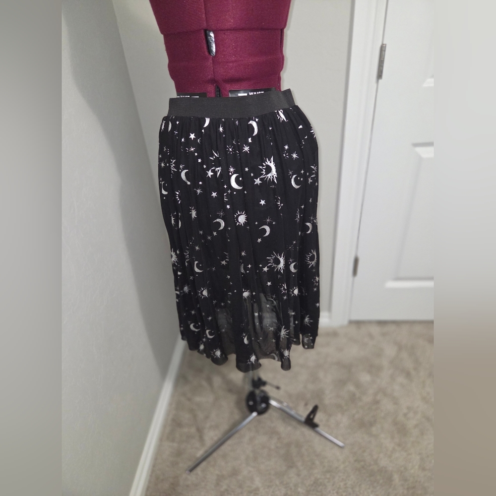 Hot Topic Black Moon/Star Midi